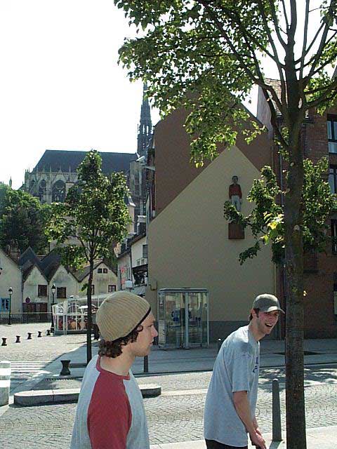 saintleu1.jpg