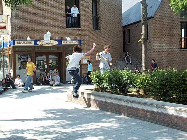 saintleucurb6.jpg
