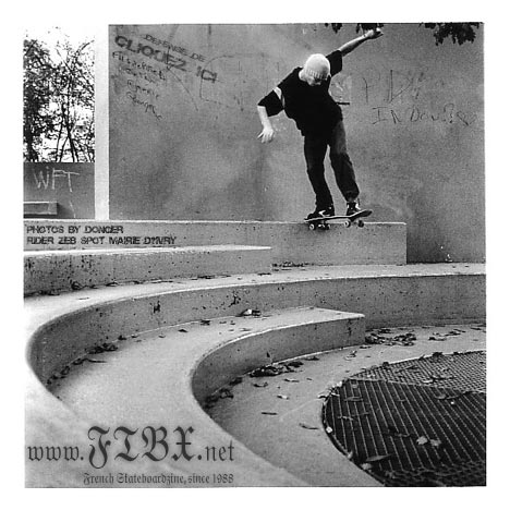 cover-dec2004b.jpg