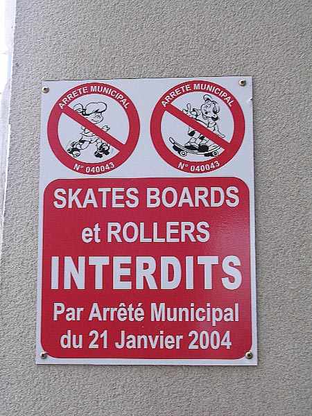interdit-skater-bvs.jpg