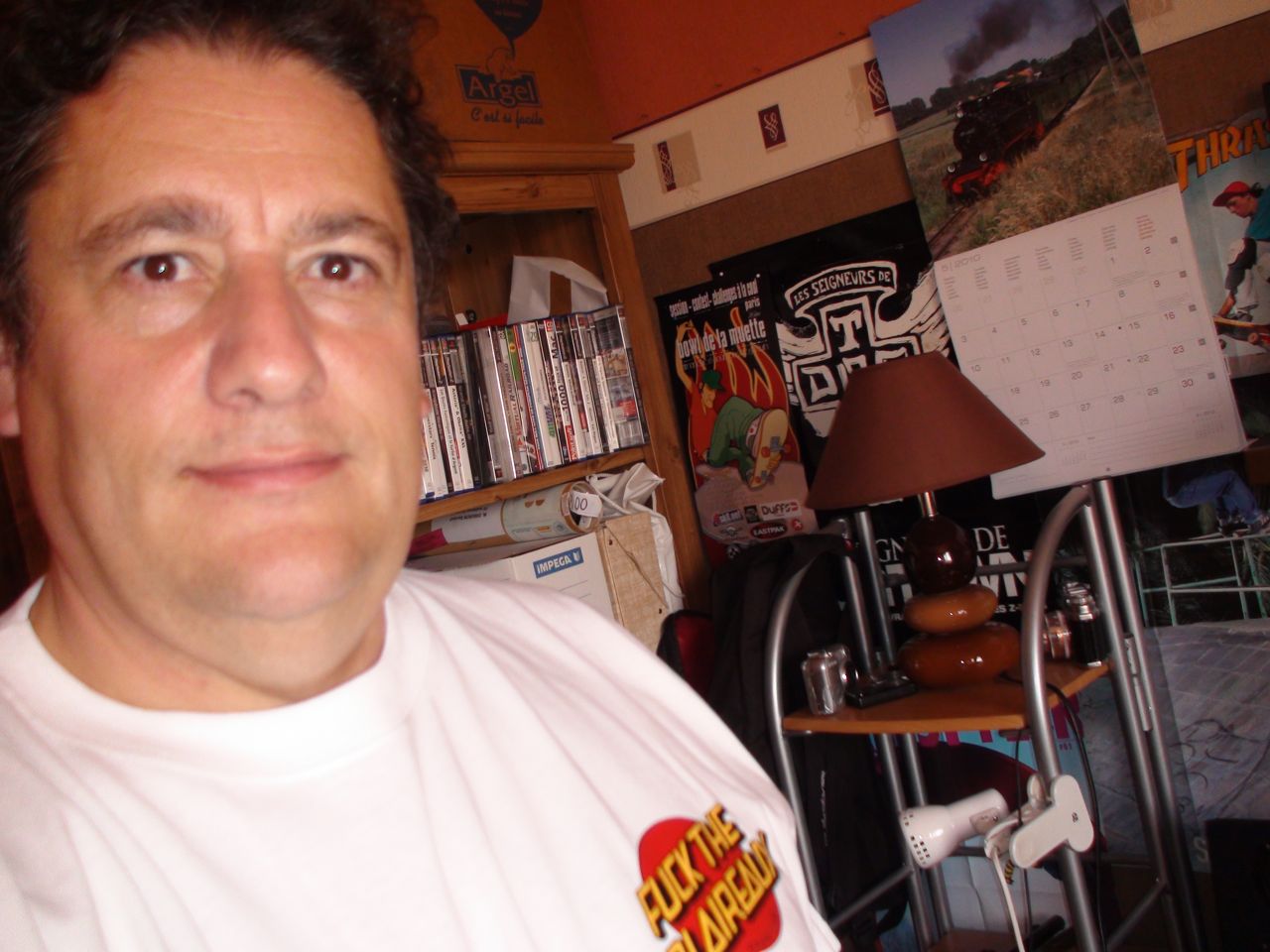 ticheftbx-831.jpg