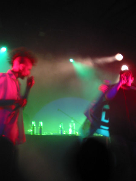 shapeshifters_24042005_existereo_awolone_2.JPG