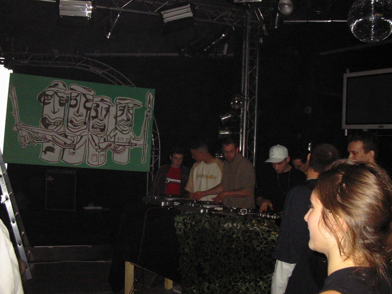 emission_tres-fresh_6.JPG